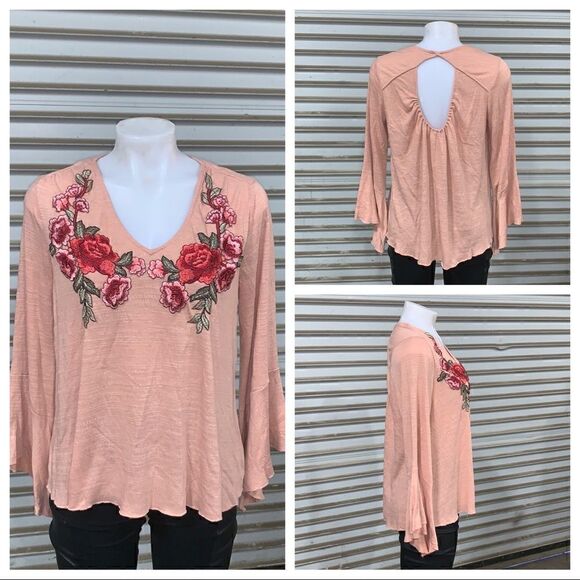 Miss Love boho style top with embroidery at neck - Picture 1 of 8